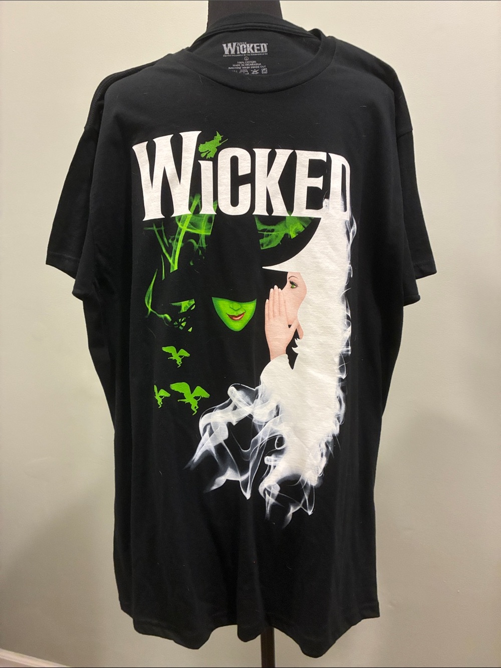 Wicked Official Graphic Tee - NWOT